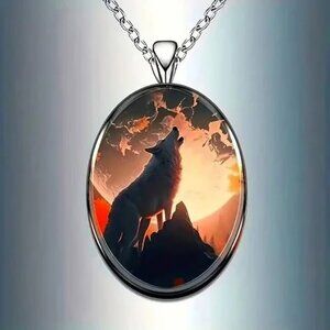 Silver Oval Shaped WOLF Pendant Necklace